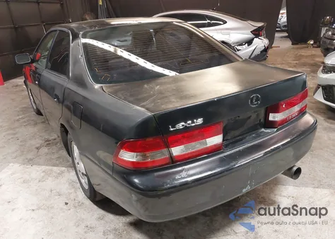 2001 Lexus Es 300 from USA, damaged, VIN JT8BF28G415112517